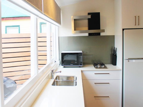 Apartment On King - Free Car - Accommodation NT 9