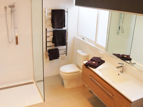 Apartment On King - Free Car - Accommodation NT 4