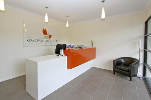 Grosvenor Court Apartments - Accommodation NT 1