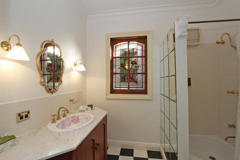 Grosvenor Court Apartments - Accommodation NT 19