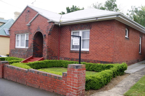Grosvenor Court Apartments - Accommodation NT 4