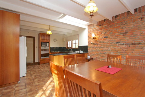 Grosvenor Court Apartments - Accommodation NT 11