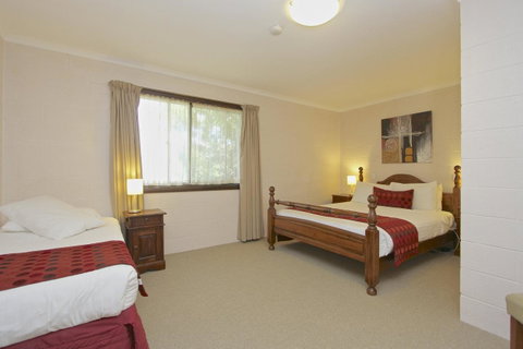 Grosvenor Court Apartments - Accommodation NT 2