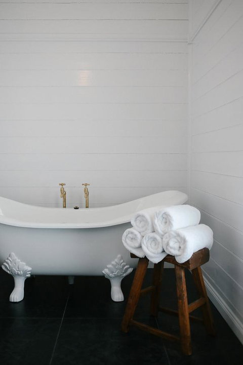 Old White Church Bed & Breakfast - Accommodation NT 6
