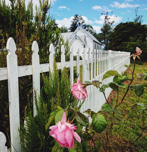 Old White Church Bed & Breakfast - Accommodation NT 23