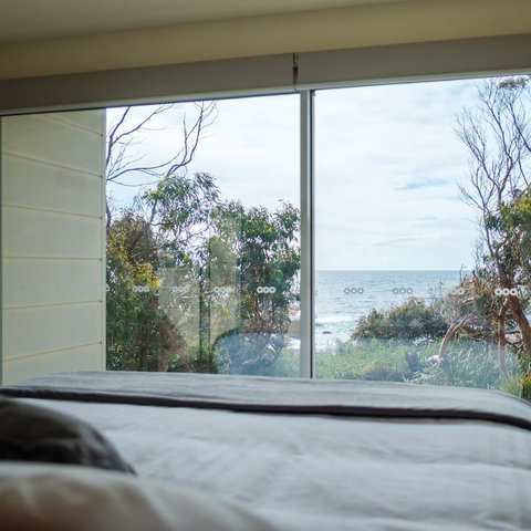 Cod Rock Point - Accommodation NT 19