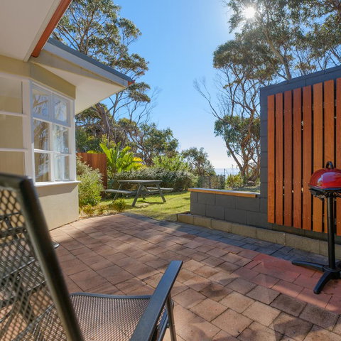 Cod Rock Point - Accommodation NT 16