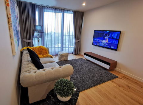 NEW 2 Rooms 2 Baths Apartment In Glen Waverley - Accommodation NT 2