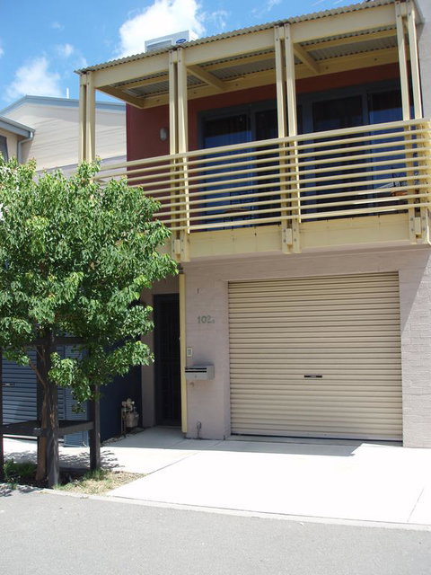 Newcastle Harbourside Terraces - Accommodation NT 3