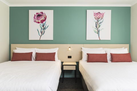 Nightcap At Balaclava Hotel - Accommodation NT 1