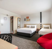Nightcap at Camp Hill Hotel - Accommodation NT