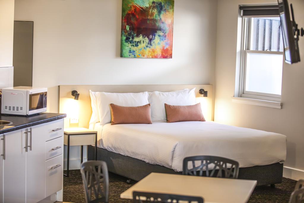  Accommodation NT