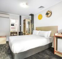 Nightcap at Jamison Hotel - NT Tourism
