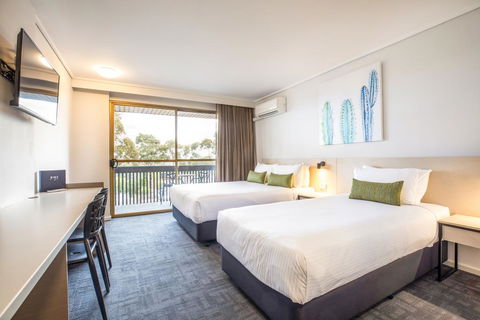 Nightcap At Shoppingtown Hotel - Accommodation NT 1