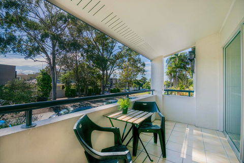Noosa Parade Holiday Inn - Accommodation NT 1
