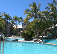 Noosaville Resort Living on Noosa River Gympie Terrace - Accommodation NT