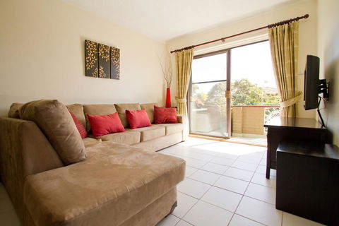Oaks Apartment At Dee Why Beach - Accommodation NT 0