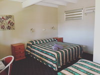 Book Peak Hill Accommodation Vacations Accommodation NT Accommodation NT
