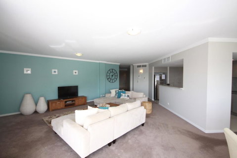 Oasis, Unit 11/5 Laman Street - Accommodation NT 3
