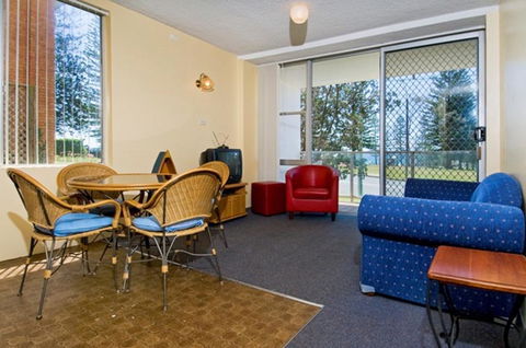 Ocean Court 1 13 Lord Street - Accommodation NT 2