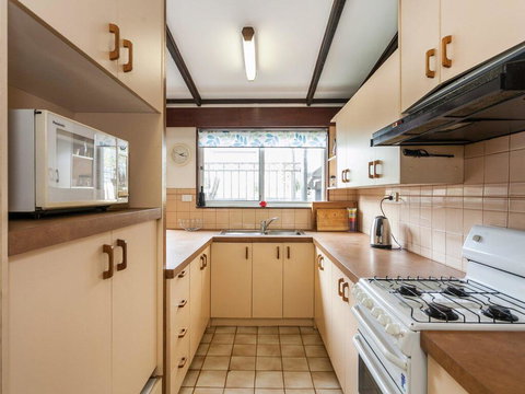 OCEAN SOUNDS - Anglesea - Accommodation NT 2