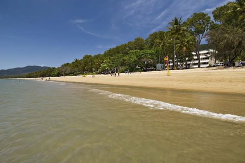 On Palm Cove Beachfront Apartments - NT Tourism 0