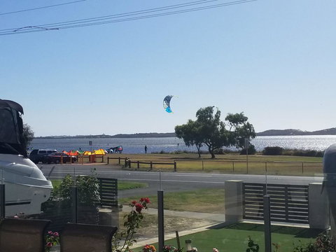 ON THE ESTUARY - NT Tourism 1