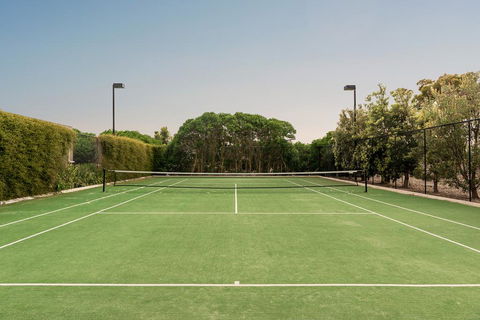 ONE LEVEL AT BROADBEACH RESORT - Accommodation NT 1