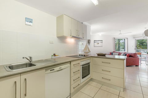 Outrigger Apartments Port Douglas - Accommodation NT 2