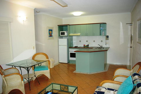 Palm Cove Tropic Apartments - NT Tourism 3