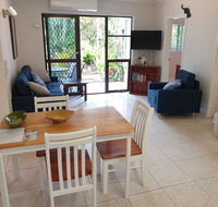 Palms Trinity Beach - Accommodation NT