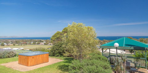 Panorama - 7 Stacey Drive - Accommodation NT 1