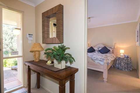 Panorama - 7 Stacey Drive - Accommodation NT 2
