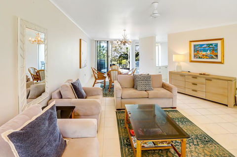 Paringa  -  Private Beachfront Apartments - NT Tourism 3