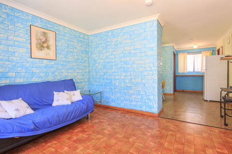 Peaceful Bay Chalet 9 - NT Tourism 0