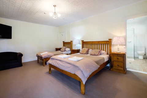 Peel Inn Nundle - NT Tourism 1
