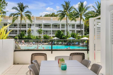 Peppers 3111- 3112 Two Bedroom Apartment Spa Suite - NT Tourism 1