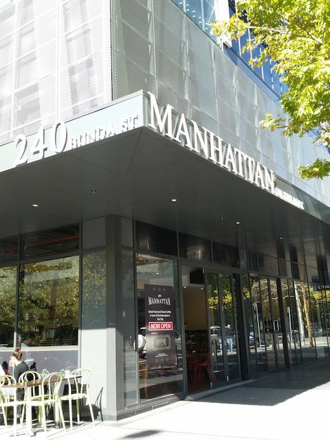 Perfectly Located Modern Apartment - Canberra CBD - NT Tourism 3