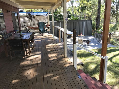 Pet Friendly Waterfront Holiday House On Peacefull Island With Bikes And Kayaks - Accommodation NT 3