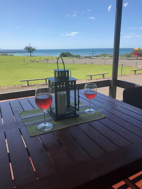 Pine View Holiday Rental - Accommodation NT 3