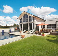 Play A Round - Accommodation NT