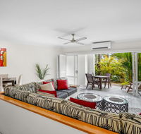 Poolside Apt in Alamanda Beachfront Resort 52 - NT Tourism