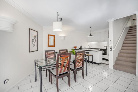 Poolside Apt In Alamanda Beachfront Resort (77) - NT Tourism 3