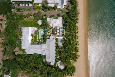 Poolside Apt. In Alamanda Beachfront Resort (62) - Accommodation NT 1