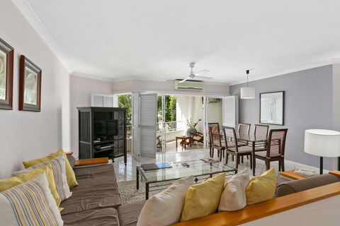 Poolside Apt. In Alamanda Beachfront Resort (67) - NT Tourism 3