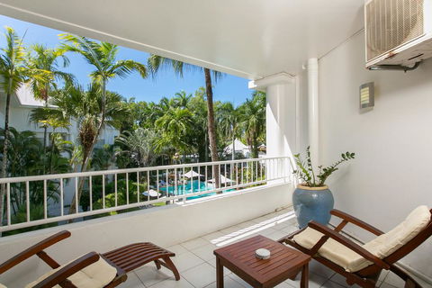 Poolside Apt. In Alamanda Beachfront Resort (67) - NT Tourism 0