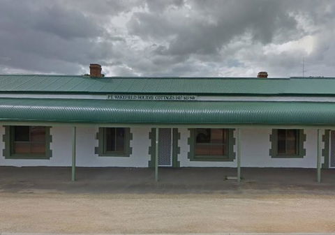 Port Wakefield Cottages - NT Tourism 0