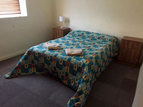 Port Wakefield Cottages - NT Tourism 2