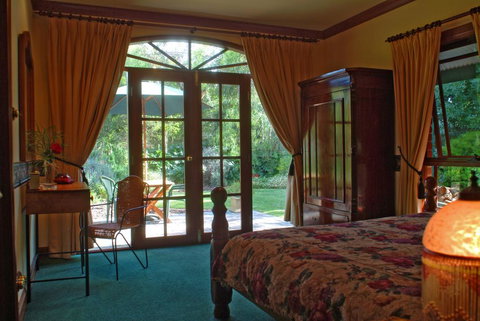 Port Willunga Cottages - Accommodation NT 2