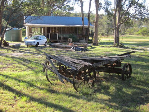 Possum's Hollow And Hooter's Hut - Accommodation NT 1